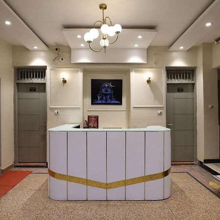 Amrit Hotel Neu-Delhi Exterior foto
